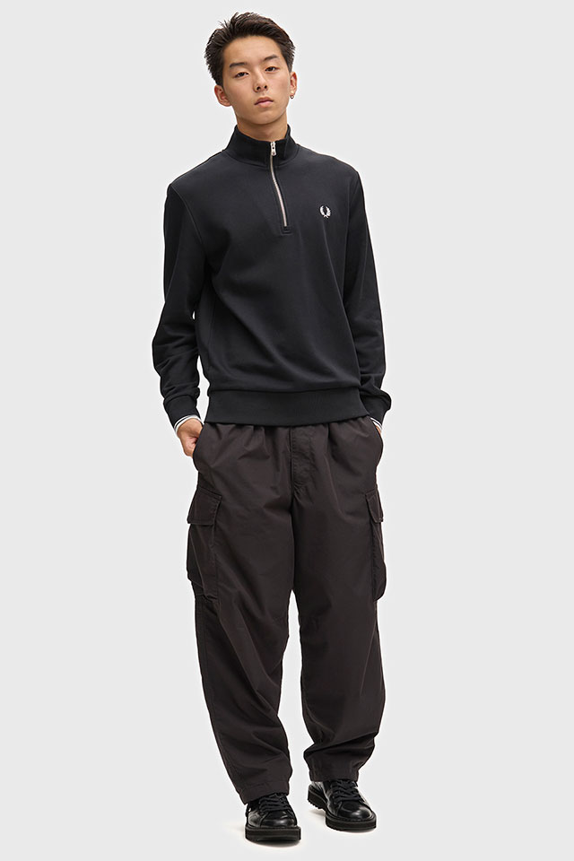 【新品】FRED PERRY フレッドペリー ハーフジップスウェット　ブラック フレッドペリー FRED PERRY メンズ ハーフジップ スウェットシャツ