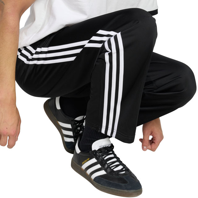 ✨極美品 4L✨adidas ダニエルカタリ トラックパンツ コラボ ブラック 美品】adidas/ダニエルカタリパンツ/パンツ/黒/コラボ - メルカリ