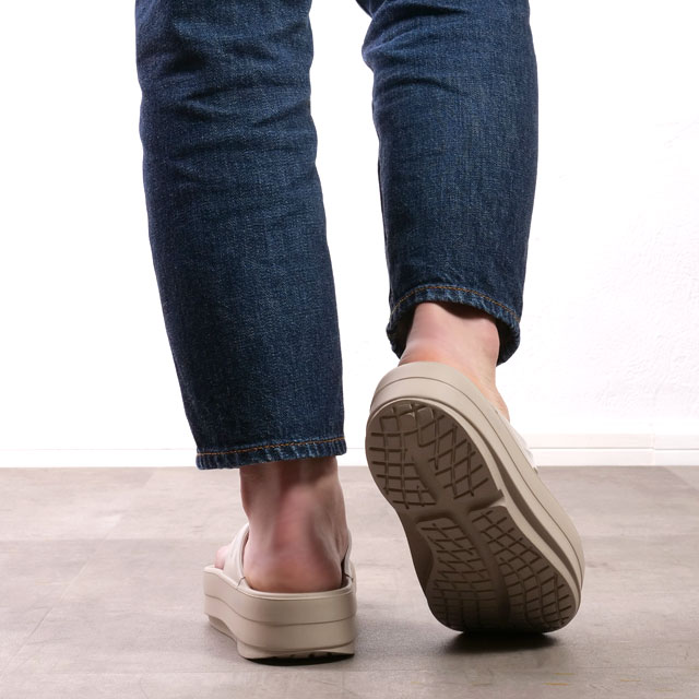 6か月保証】 ウーフォス OOFOS リカバリーサンダル ウーメガ ウーララ