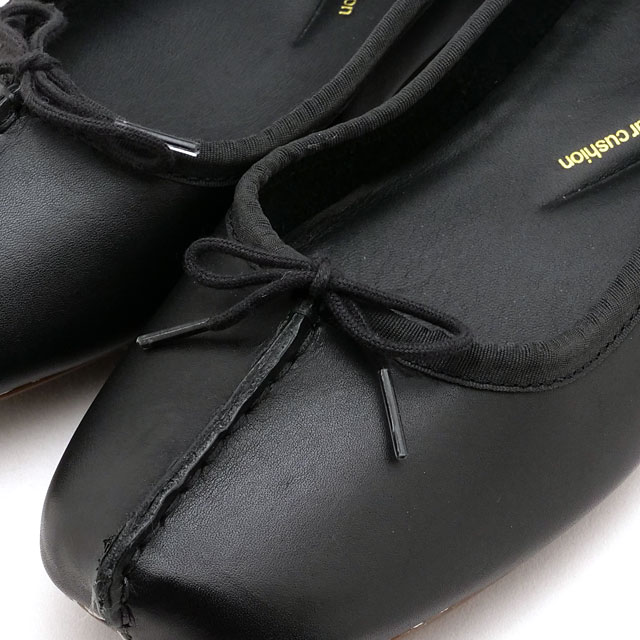 クラークス Clarks フラットシューズ フレックルアイス [20352929 FW25