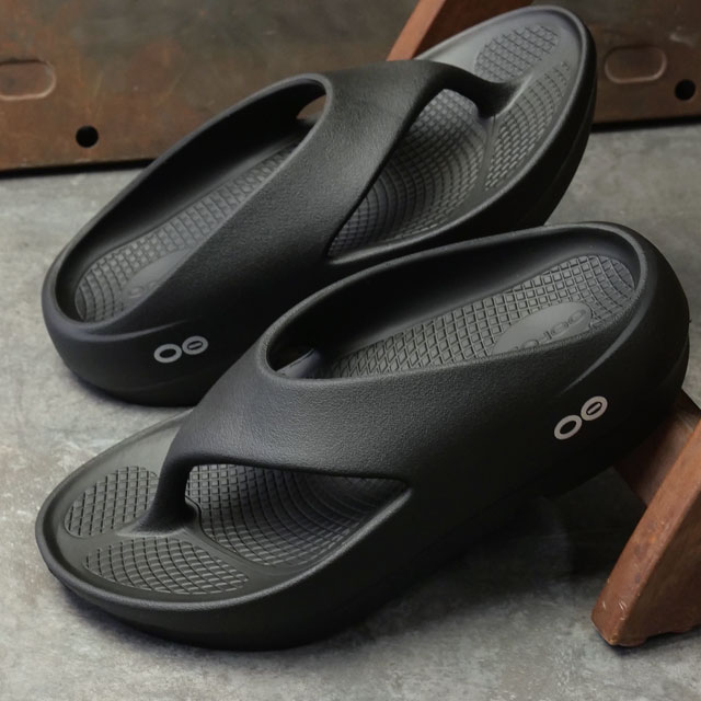 ウーフォス 黒サンダル 楽天市場】OOFOS ウーフォス 春夏 サンダル 厚底 ウーメガ リカバリー