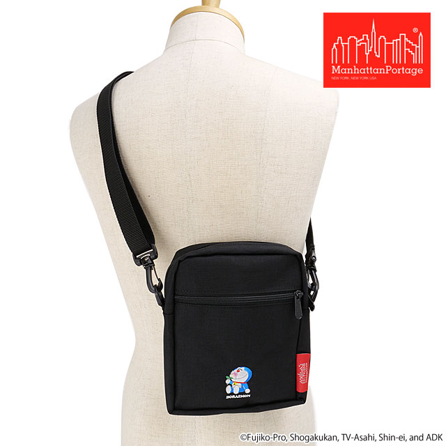 ޥϥåݡơ Manhattan Portage ƥ饤SM  ץ饹ƥåѡ VER2 Хåݥå ɥ館 [MP1403PL2BPDORA25 SS25] CITY LIGHTSSM VER 2 BACK POCKET DORAEMON 25 󥺡ǥ  Хå Black 谷Ź