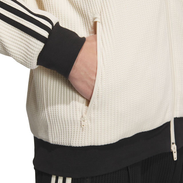 4_000000045088.jpg?1761368452