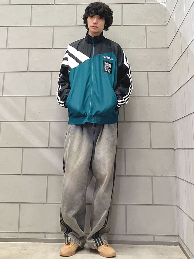 ビューティーバー 1コ入 アディダス オリジナルス adidas Originals スニーカー タバコ [NQX94