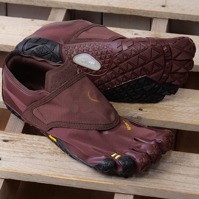 ビブラムファイブフィンガーズ Vibram FiveFingers 5本指シューズ