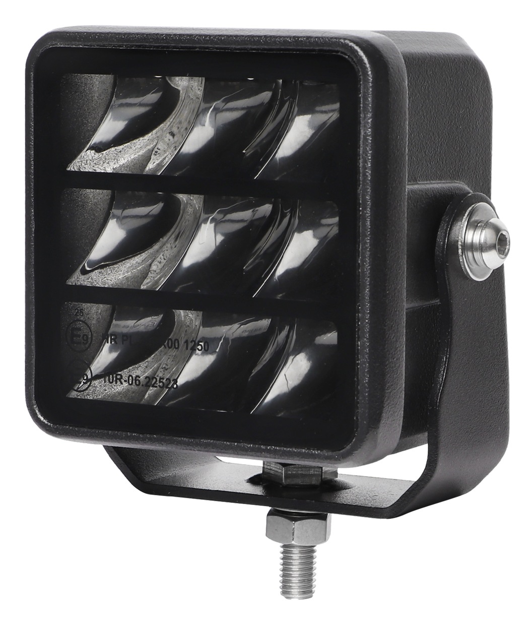 LED作業灯 ワークライト【1台・45W・最大14ヵ月保証】 LEDワークライト 12v 24v msm9745 船舶用 車用 建築機械用 防水 トラクター 重機 農業機械 の ブラック 耐久性 拡散タイプ/集光タイプ選択可 