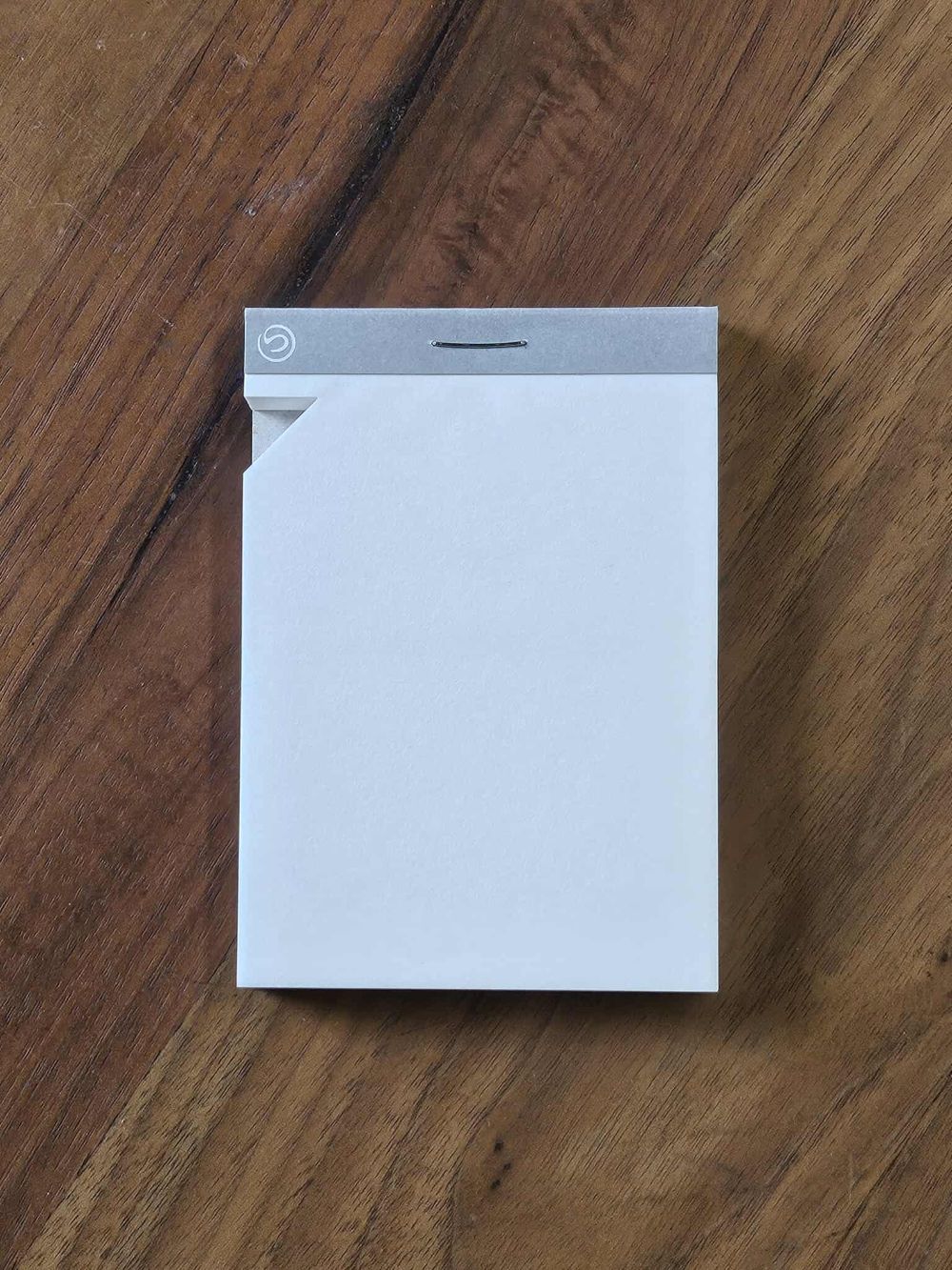 �Ĥ������