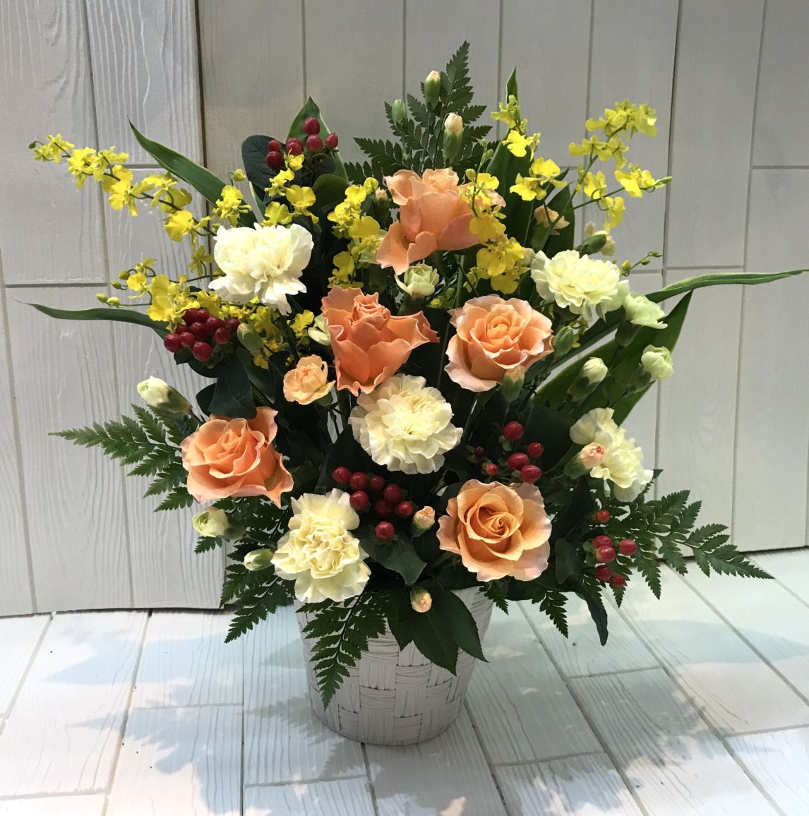 オレンジと黄色のアレンジメント