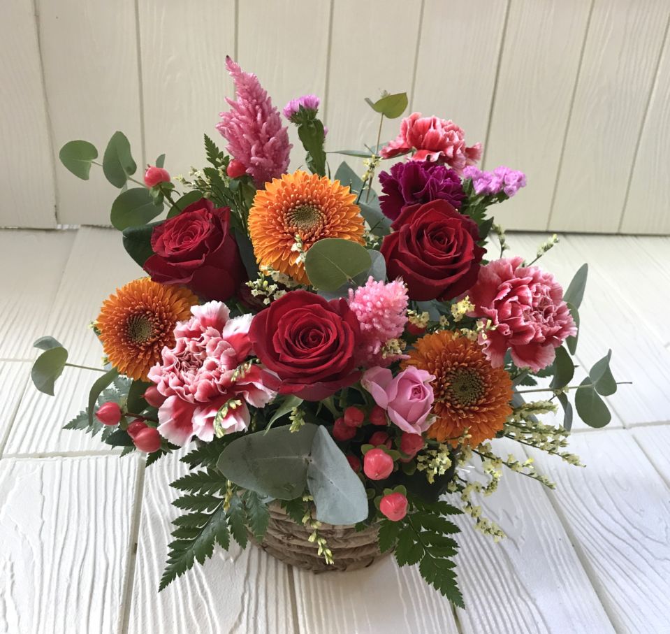 ビビットカラーのアレンジメント　