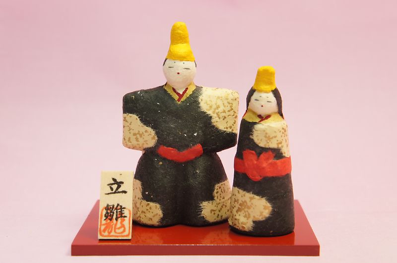 金彩和紙千代紙を使った お雛様のネックレス たまご雛 渋っ シンプル枠 