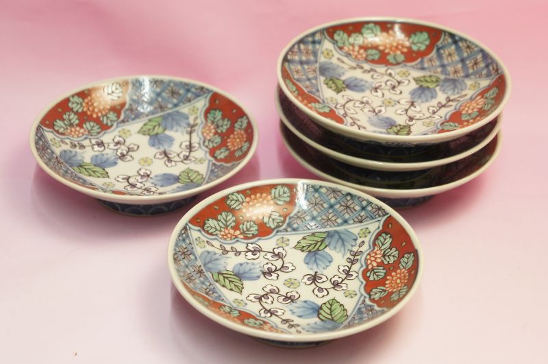 六代 佐藤走波 染錦菊草花文 5寸皿5枚揃 | いっぴん | | 食器