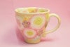 ゆずりは　黄彩バラ紋　マグカップ|マグカップ