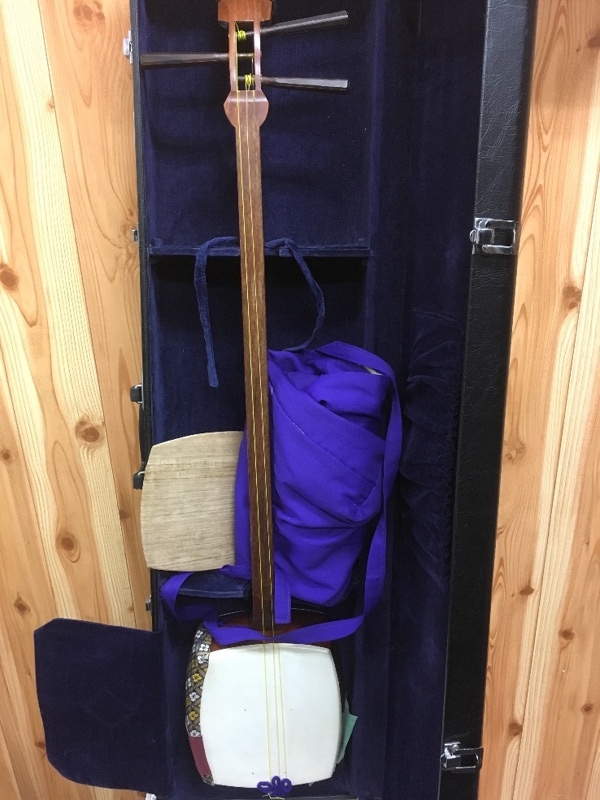 三味線 中棹　ケース付き　ジャンク品 三味線・お琴の老舗 菊岡 中むら】三味線用 ハイパイル ハードケース