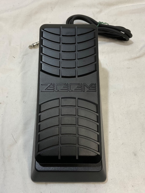 ZOOM FP01 ボリューム/エクスプレッションペダル　美品 ZOOM FP01 Volume/Expression Pedal Used with Box | eBay