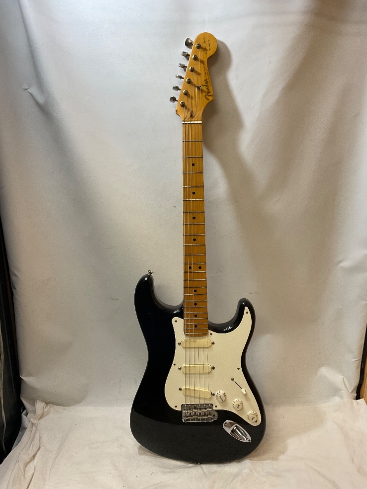 ギター Fender USA Blackie Fender USA Eric Clapton Blackie Stratocaster, Maple