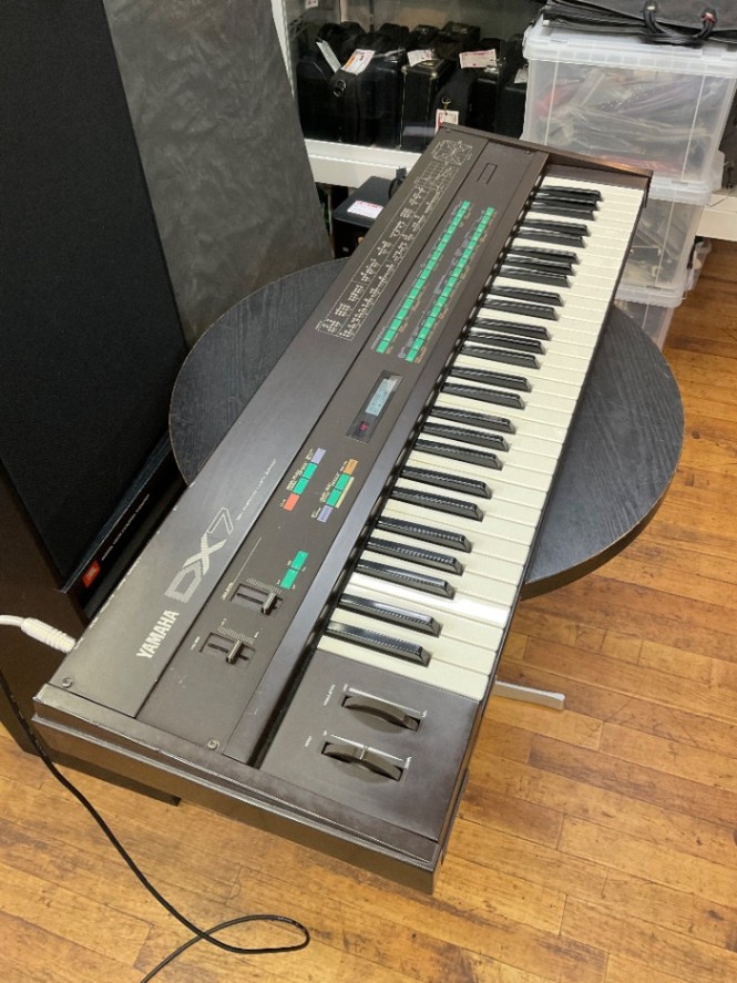 YAMAHA DX7s マニュアル、ROM付 YAMAHA DX7S 本体 YAMAHA DX7s マニュアル、ROM付 YAMAHA DX7s