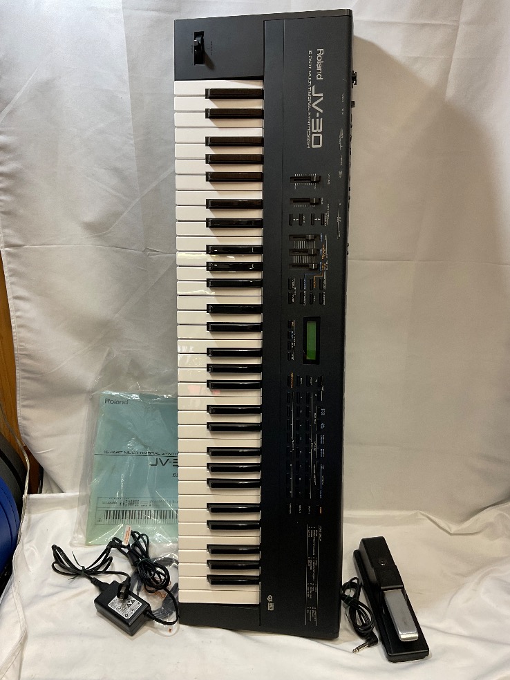 u55455 中古 ローランド JV-30 シンセサイザー 61鍵盤 | 中古