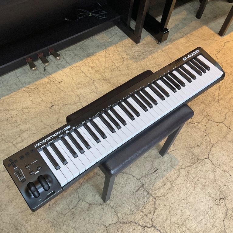 【美品コード付き】M-Audio Keystation 61 MK3 MIDI Amazon.com: M-AUDIO Keystation 61 MK3 - Synth Action 61 Key