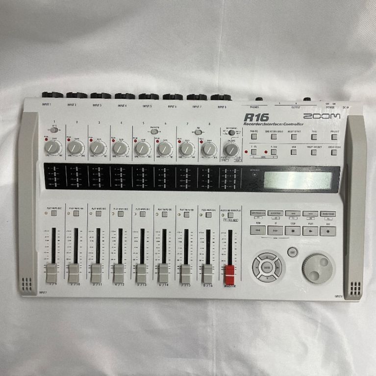 ZOOM R16 マルチトラックレコーダー 取扱説明書付き ZOOM R16 マルチトラックレコーダー 取扱説明書付き