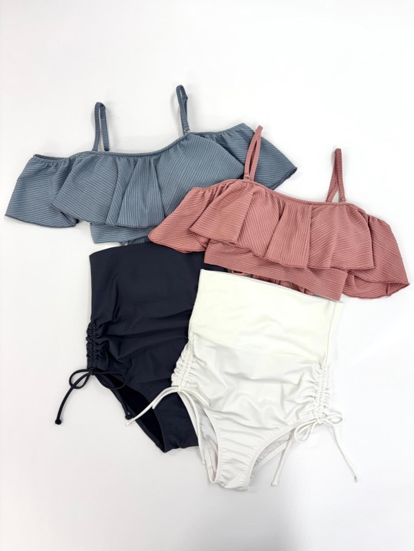 新作】無地リブ素材オフショルダーワンピ見えビキニ(268000)｜MIULAN