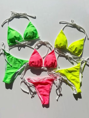 新作】ワッフルニット素材クロス三角ビキニ(258045)｜MIULAN TOKYO公式通販