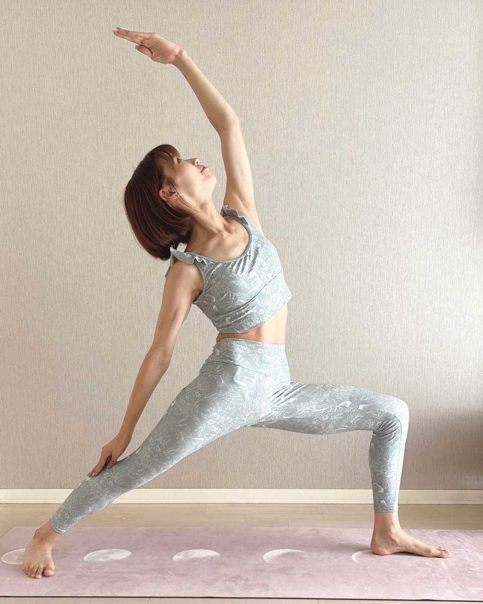 線画フラワープレーンレギュラーレギンス(243034)｜MIULAN TOKYO公式通販