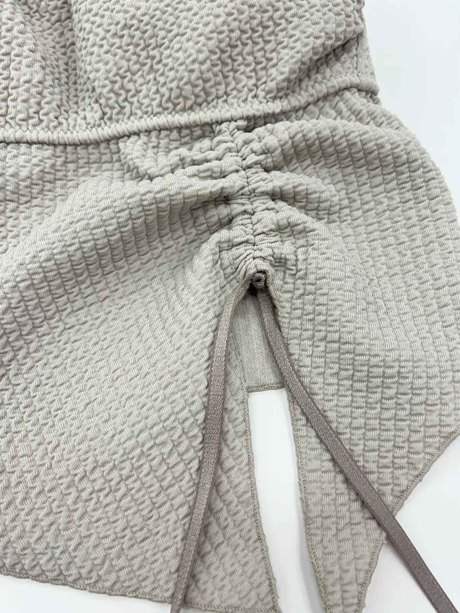 新作】ワッフルニット素材ベアトップビキニ/ベアキニ(258044)｜MIULAN