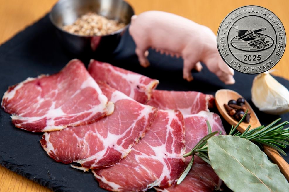 豚肩ロース燻製生ハム（Schulterspeck / Speck di Coppa）<br>非加熱食肉製品