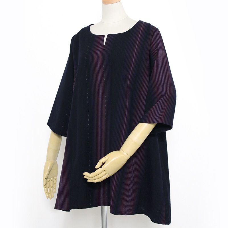 イッセイミヤケ　チュニック　ホワイト　ブルー　パープル　フリーサイズ イッセイミヤケ チュニック ホワイト ブルー パープル フリーサイズ