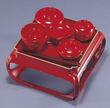 紀州塗り 7寸 御殿型仏器膳 総朱 椀付 21.5×21.5cm【霊供膳 仏器台