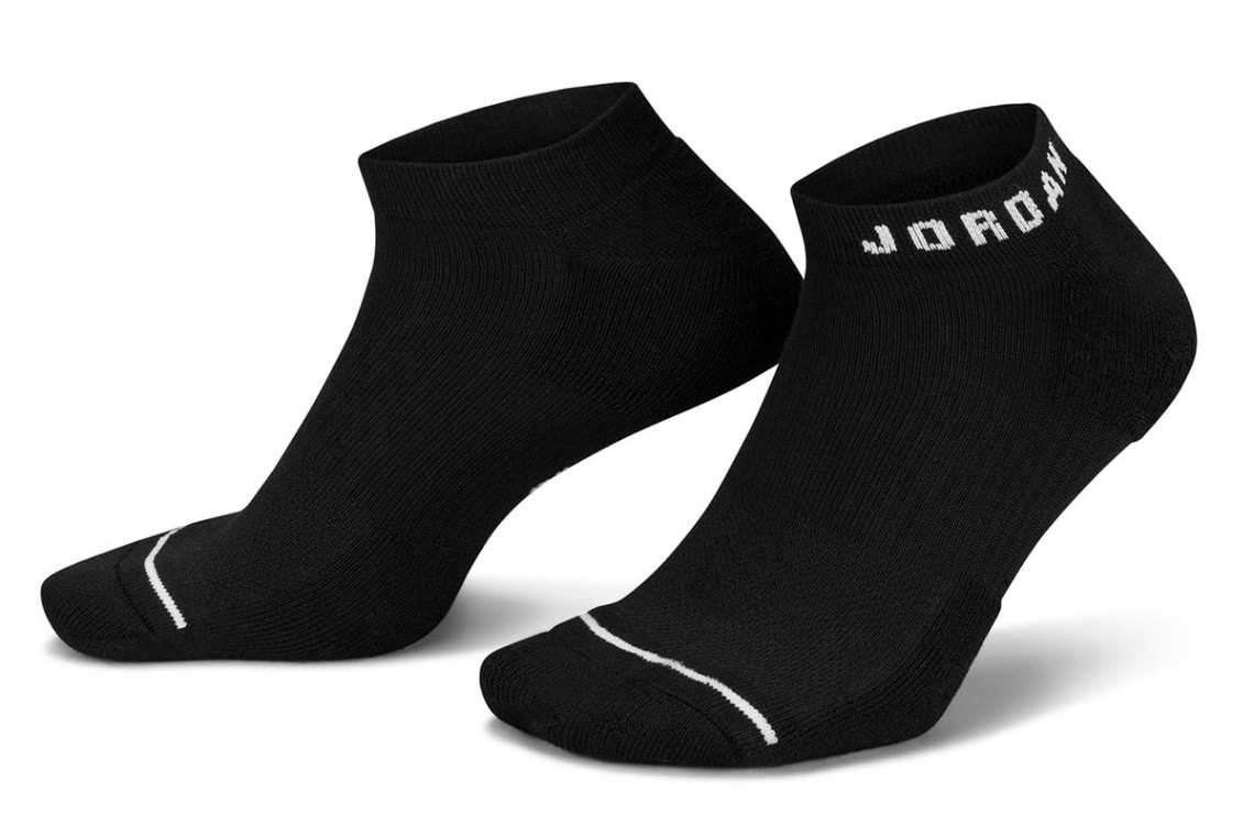 エブリデイ ノーショウ ソックス ジョーダン 【DX9656-010】バスケ