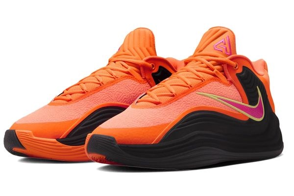 SOLD OUT】アンダーアーマー UNDER ARMOUR カリー8 Curry8