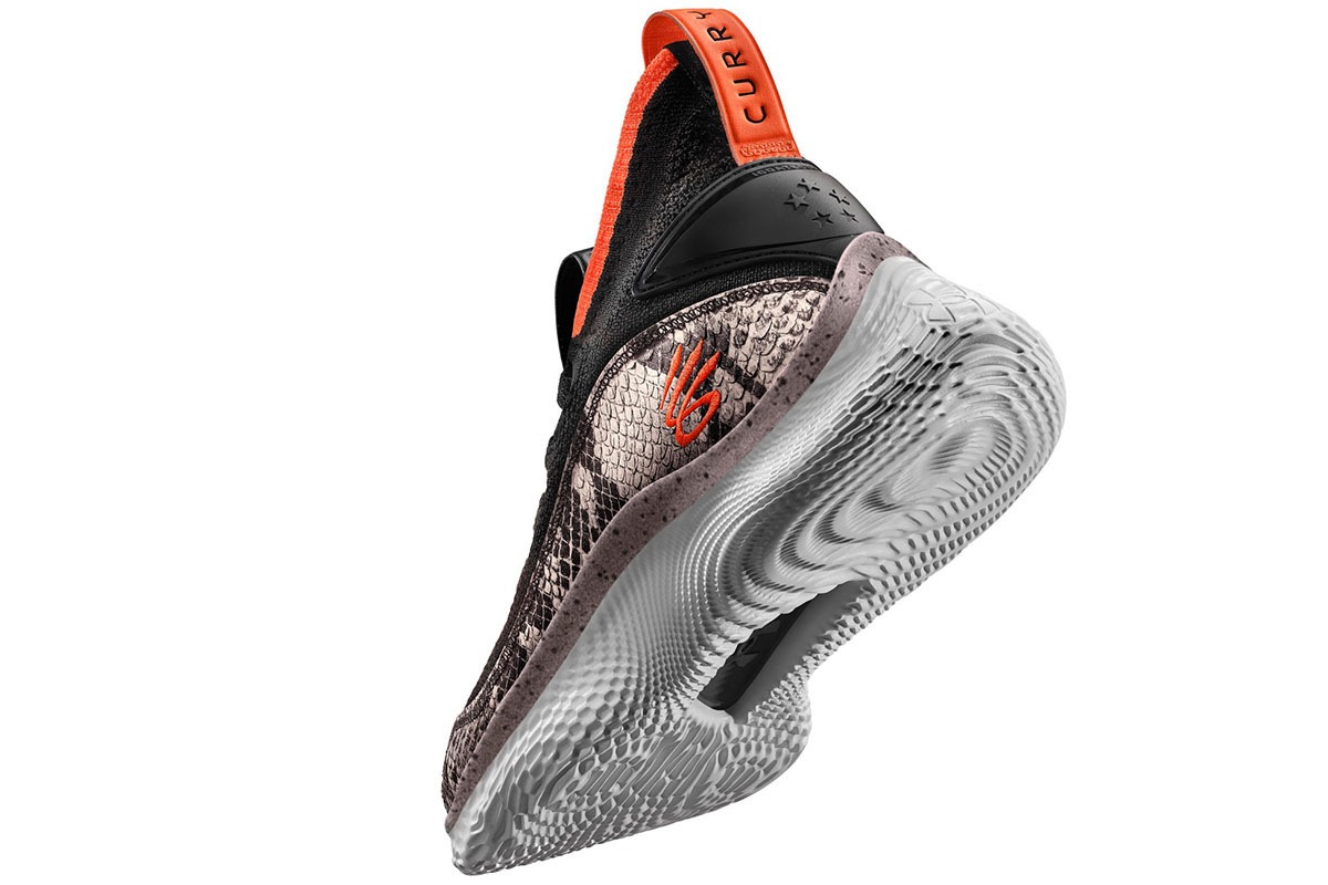 ������������ޡ� UNDER ARMOUR ���꡼8 Curry8 Snake��Black/White/Birch�ˡ�3024429-005��