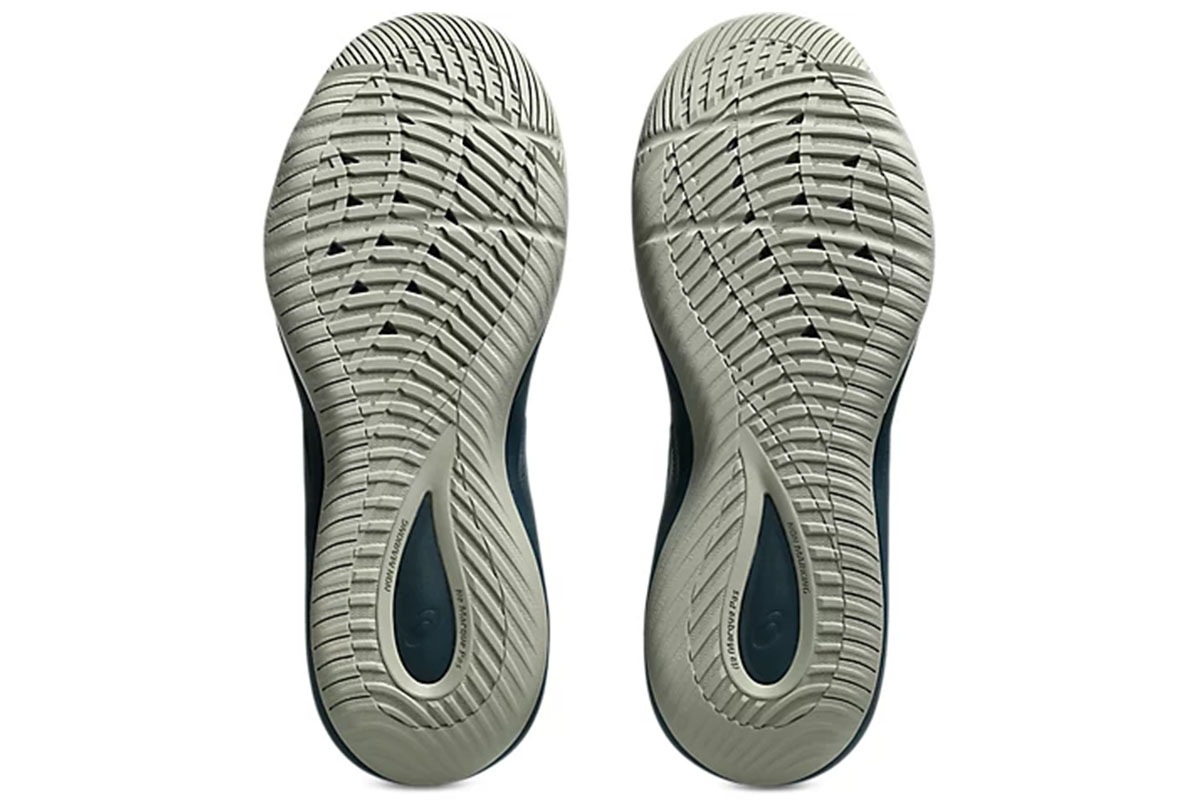 ɥ饹 NOVA SURGE LOW 2Υ2 å 1061A051-300 Х Хå 塼  2025/10/16