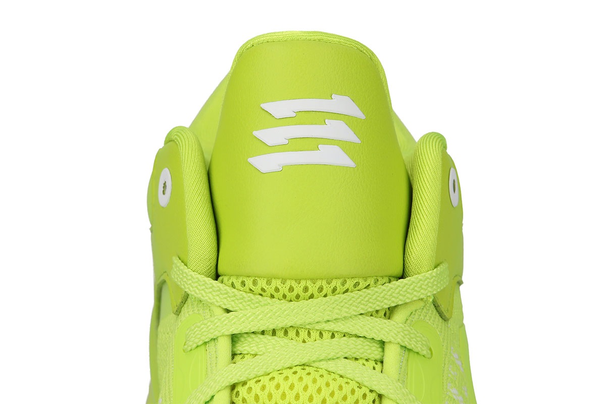 EGO BLAZE �����֥쥤�� �������� ��EZAL24UFW001�� �Х��� ���塼�� �Хå��� �� 2024/12/18