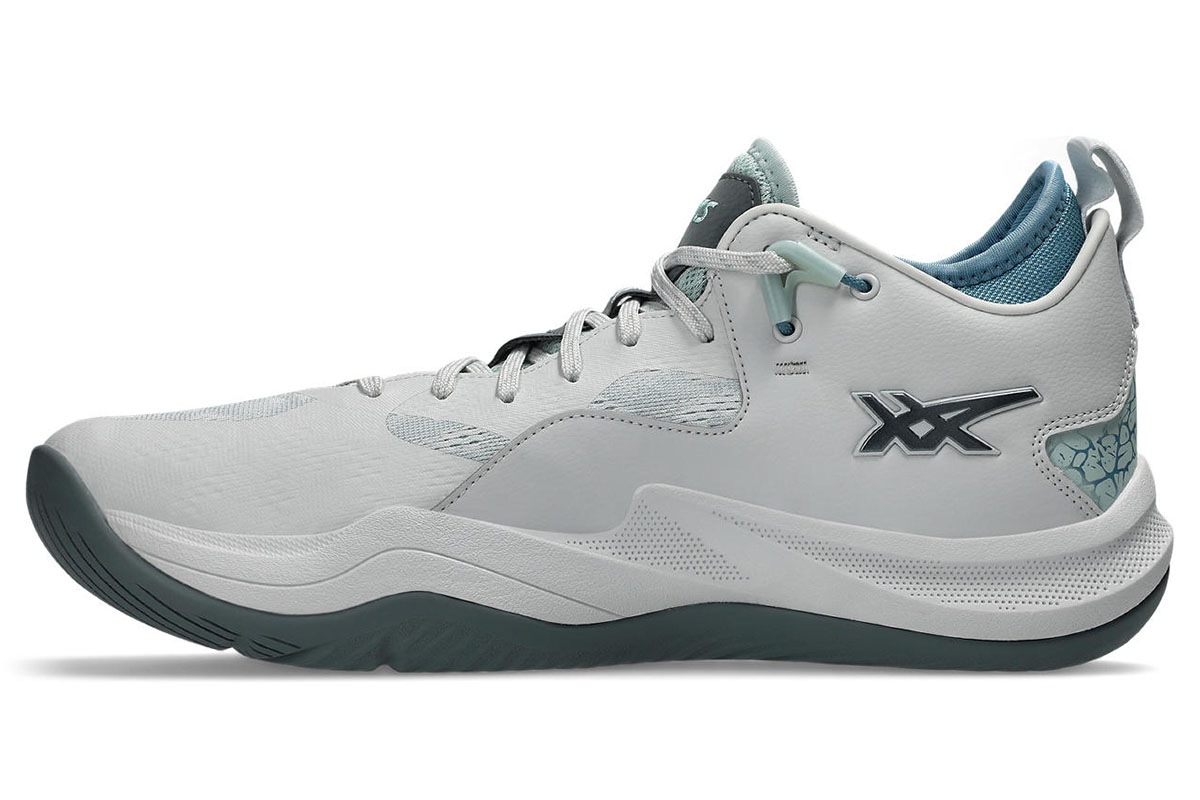 《30%OFF》 スタンダード（レギュラー）ラスト NOVA SURGE LOW 2ノヴァサージ2ロー アシックス 【1061A051-020】 バスケ バッシュ シューズ 靴 2026/3/12【返品・交換不可】