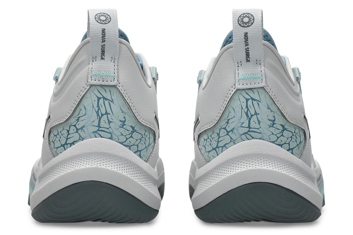 《30%OFF》 スタンダード（レギュラー）ラスト NOVA SURGE LOW 2ノヴァサージ2ロー アシックス 【1061A051-020】 バスケ バッシュ シューズ 靴 2026/3/12【返品・交換不可】