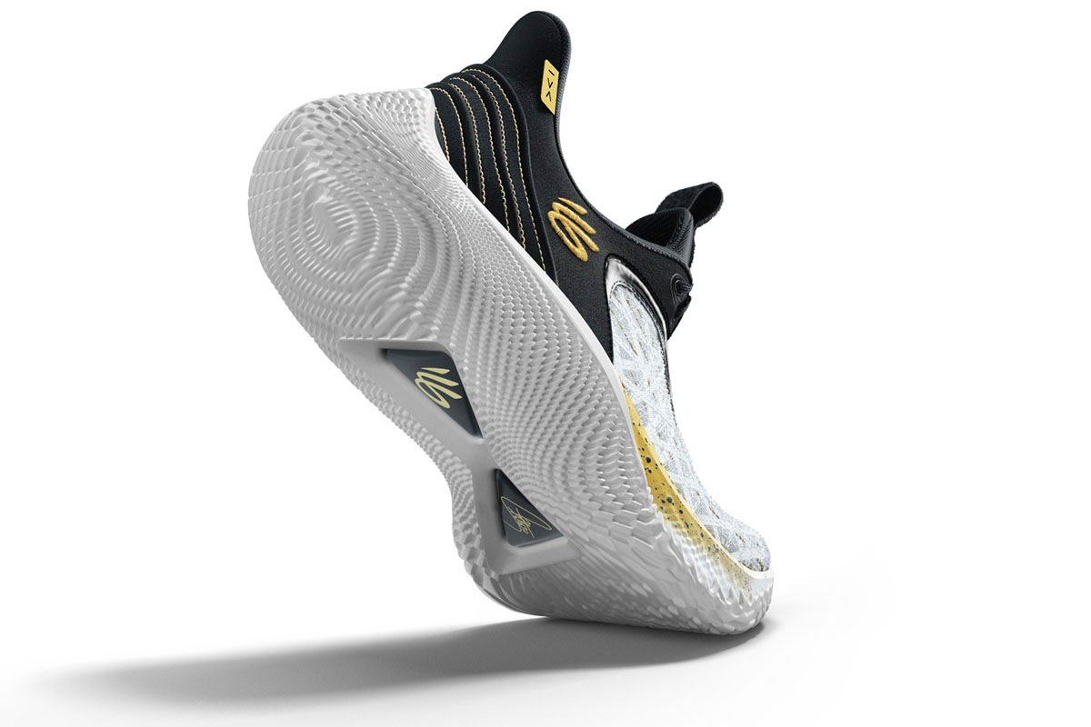 ں٤ʤۥޡ UNDER ARMOUR ꡼9 Curry9 White/Black/Metallic Copperˡ3025684-103 2022/2/25