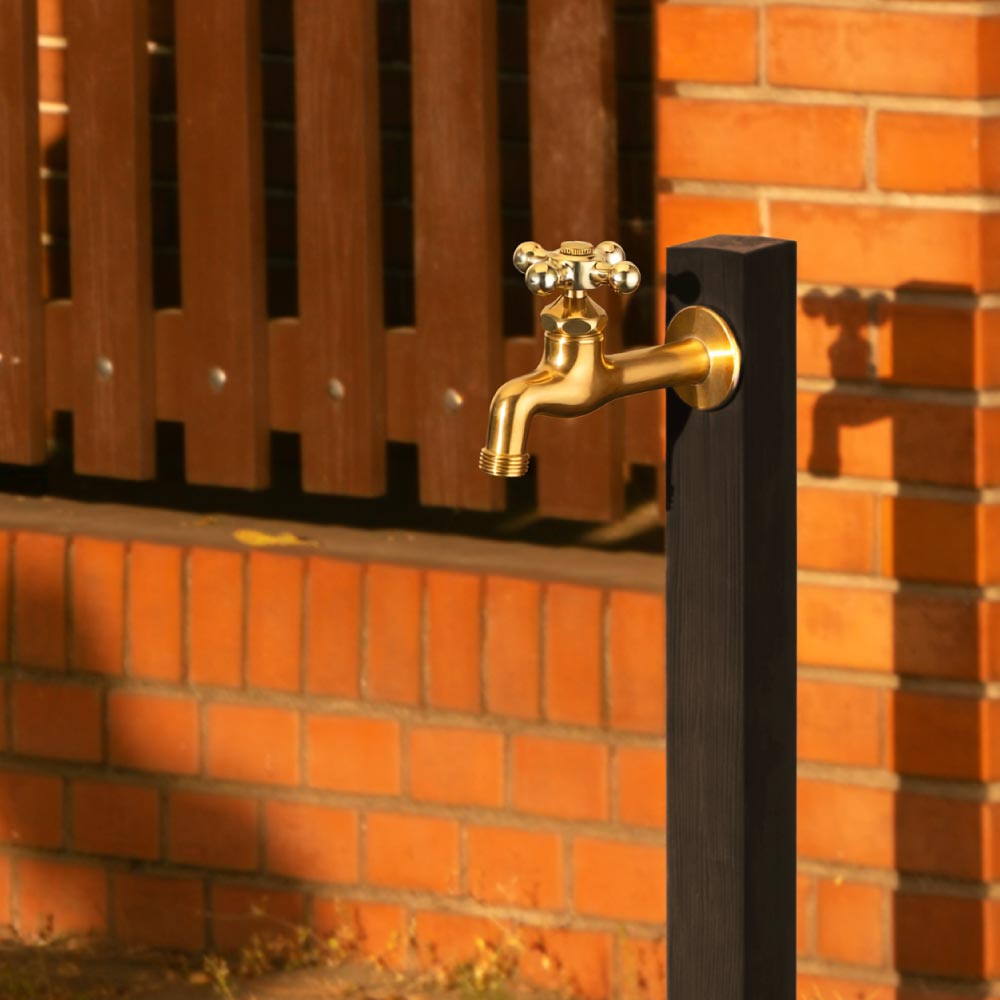 木目水栓柱「古木（こぼく）」｜木目がおしゃれな立水栓 シックな