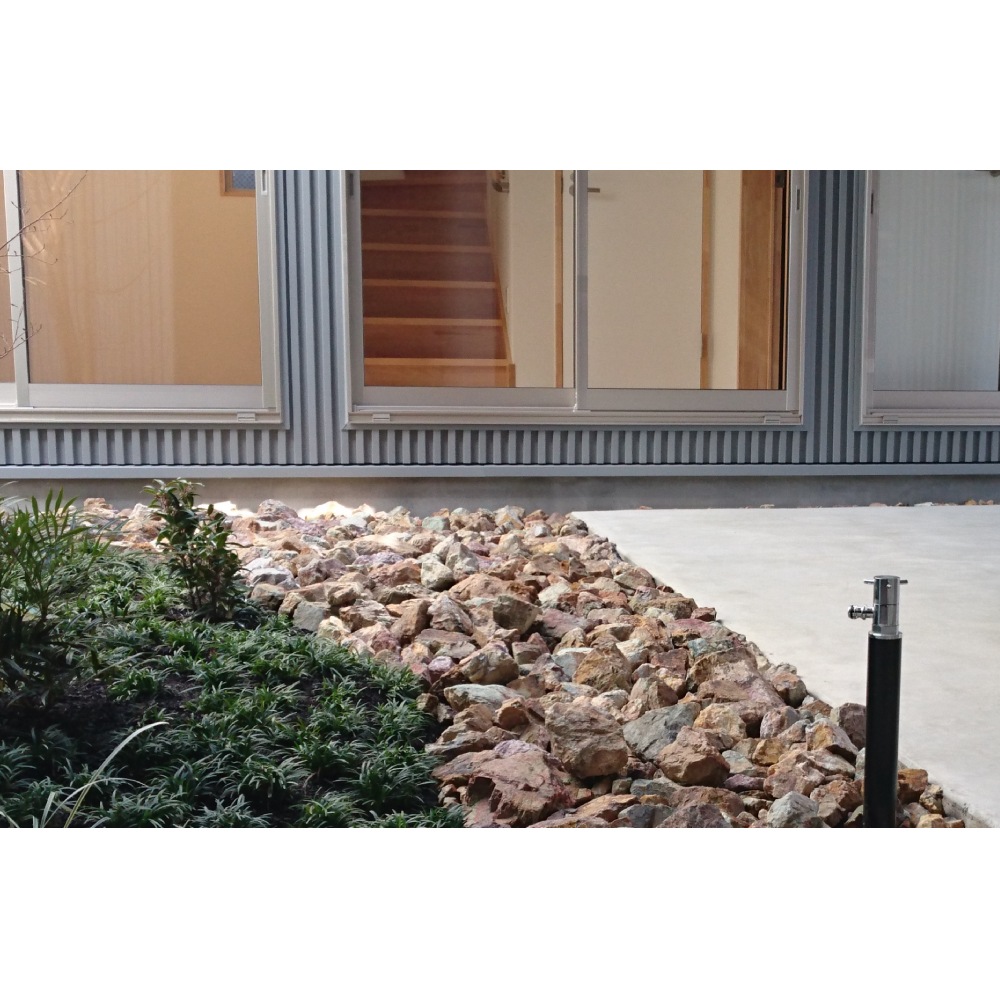 スプリンクル ホワイト ミニ水栓柱