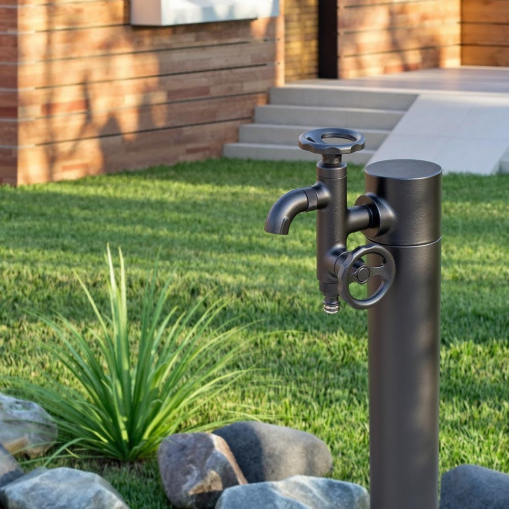二口横水栓 ウォーターワークス マットブラック｜2口・2股のガーデン