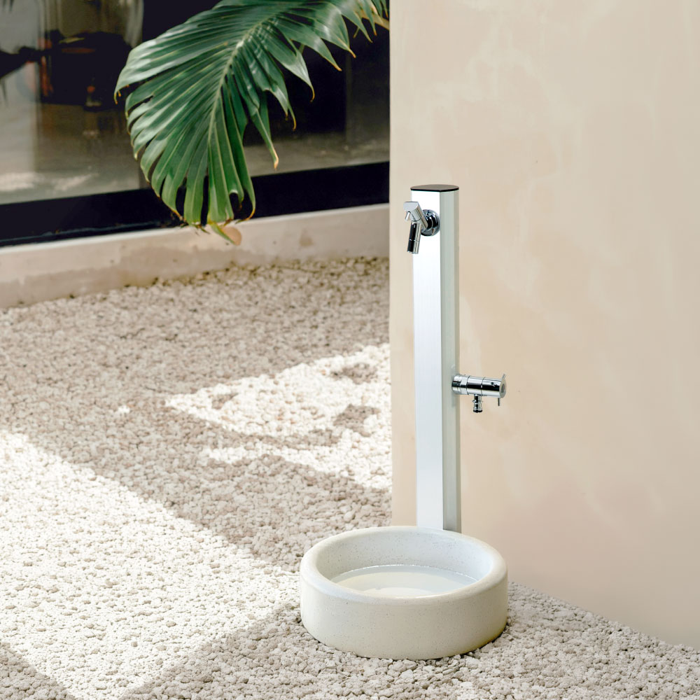 二口水栓柱 レゼーナ 900mm（シルバー）｜おしゃれな2口立水栓｜全長