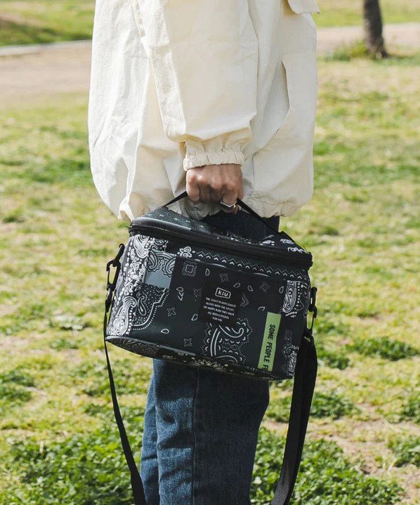 KiU（キウ）600D ソフトクーラーバッグ 5L（K242）スポーツ 保冷バッグ