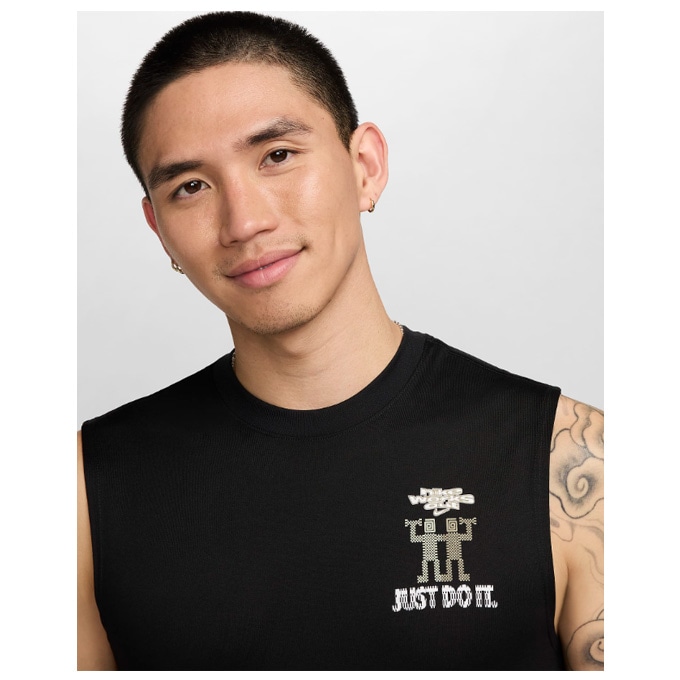 Lサイズのみ】NIKE（ナイキ）Dri-FIT ノースリーブ フィットネスT