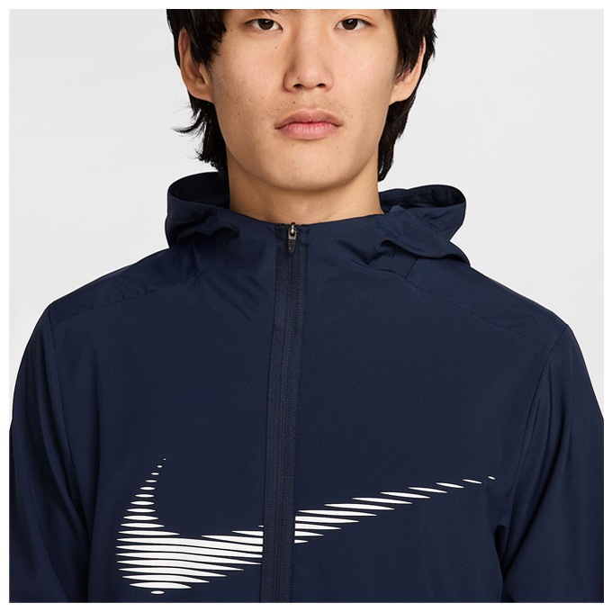 NIKE（ナイキ）Dri-FIT フーデッド ジャケット バーサスタイルパンツ