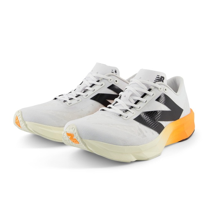 New Balance（ニューバランス）FuelCell Pvlse v1（WFCNPCHB