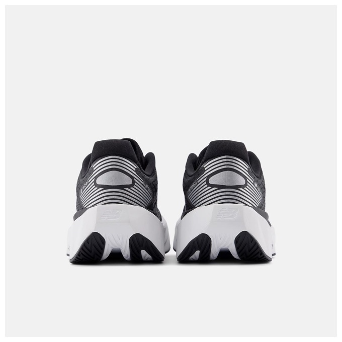 ��25.5cm�Τߡ�New Balance�ʥ˥塼�Х�󥹡�FuelCell Rebel v5��WFCXLK5D�˥��ݡ��� ���˥󥰥��塼�� �ޥ饽�� ���祮�� D���� ��ǥ�����