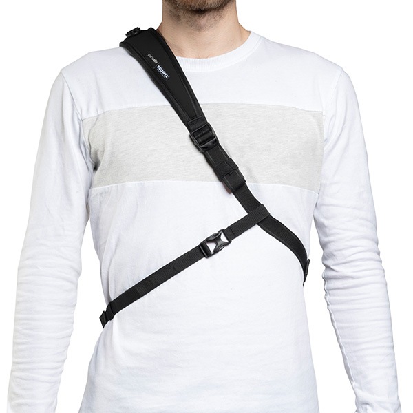   ɻߵǽ ιԿ侩 󥷥Хå  ä  RFID Pacsafe ECO 12L ѥå ECONYLڥݥ10ܡ̵ۡʲ츩ˡ