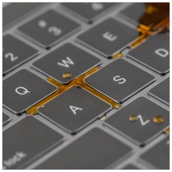 moshi Clearguard (for MacBook Air (M2/M3/M4�б�) /Pro (M1/M2/M3/M4/M5�б�) ) [JIS/US]�ڥݥ����10�ܡ�