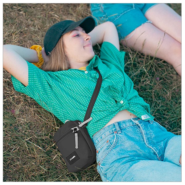 Pacsafe GO �ޥ������������ܥǥ� (12970364) ���� �����ɻߵ�ǽ ����ι�� ���������Хå�